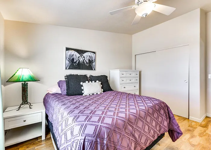 Furnished Patio! Group Desert Escape In Holiday home Morristown